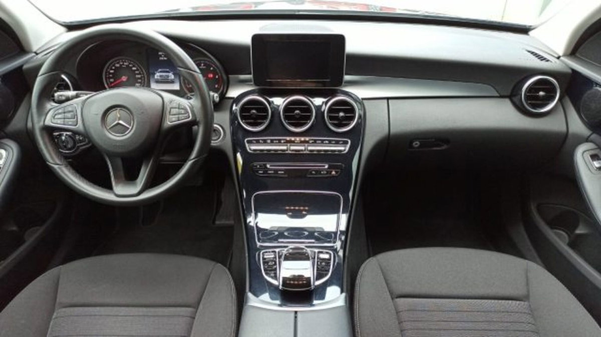 Mercedes-Benz Classe C Station Wagon 200 d Auto Executive (9)