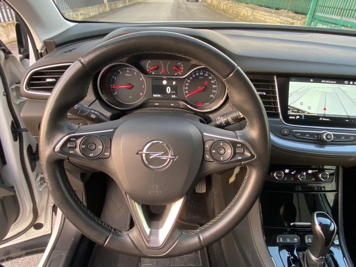 Opel Grandland X 1.5 diesel Ecotec Start&Stop aut. Ultimate (14)
