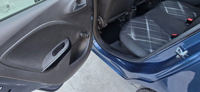 Opel Corsa 1.4 90CV GPL Tech 5 porte Advance (20)