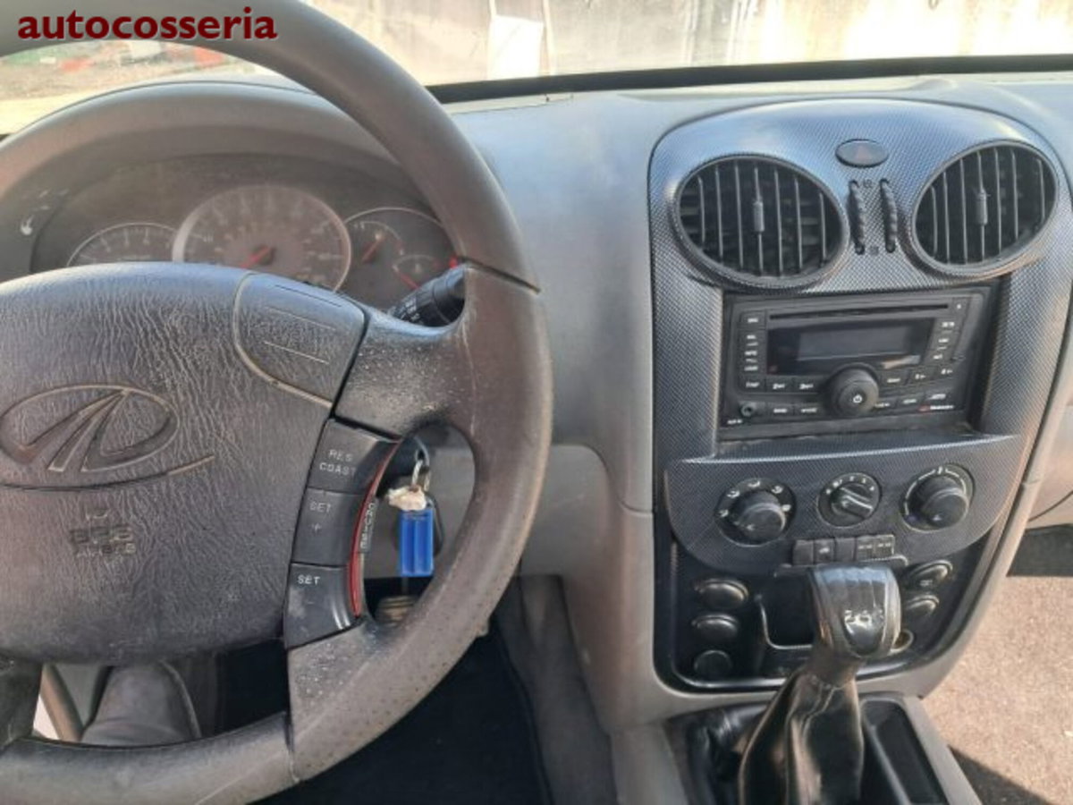 Mahindra Goa Pick-up 2.2 CRDe 16V 4WD SC Trilaterale Pick-Up (3)