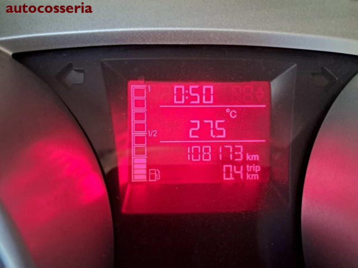 SEAT Ibiza ST 1.2 TDI CR DPF Ecomotive (9)