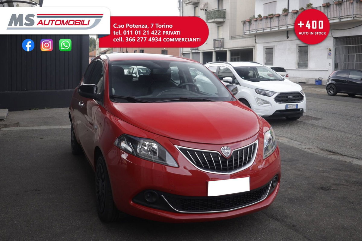 Lancia Ypsilon 1.0 FireFly 5 porte S&S Hybrid Silver Plus
