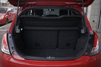 Lancia Ypsilon 1.0 FireFly 5 porte S&S Hybrid Silver Plus (18)
