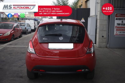 Lancia Ypsilon 1.0 FireFly 5 porte S&S Hybrid Silver Plus (7)
