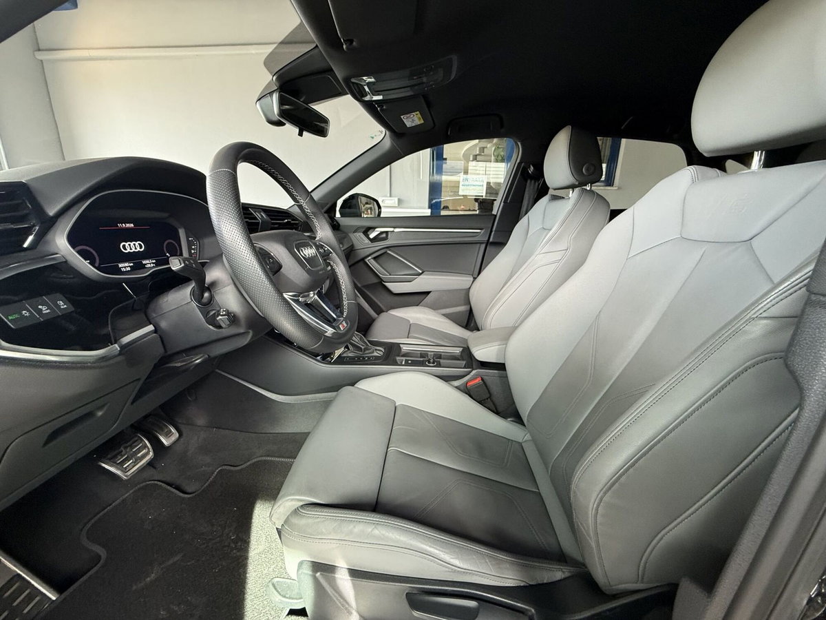 Audi Q3 Sportback 35 TDI quattro S tronic S line edition (11)