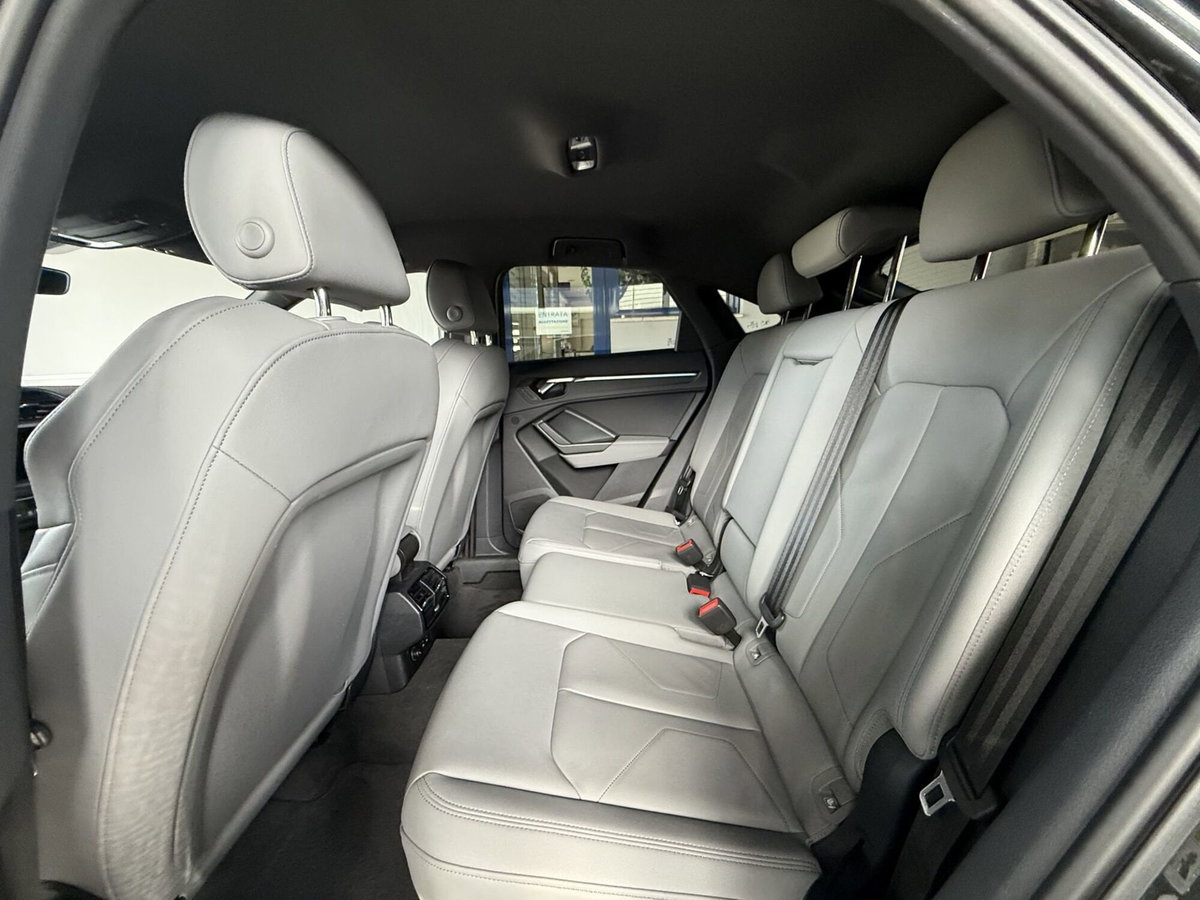 Audi Q3 Sportback 35 TDI quattro S tronic S line edition (12)