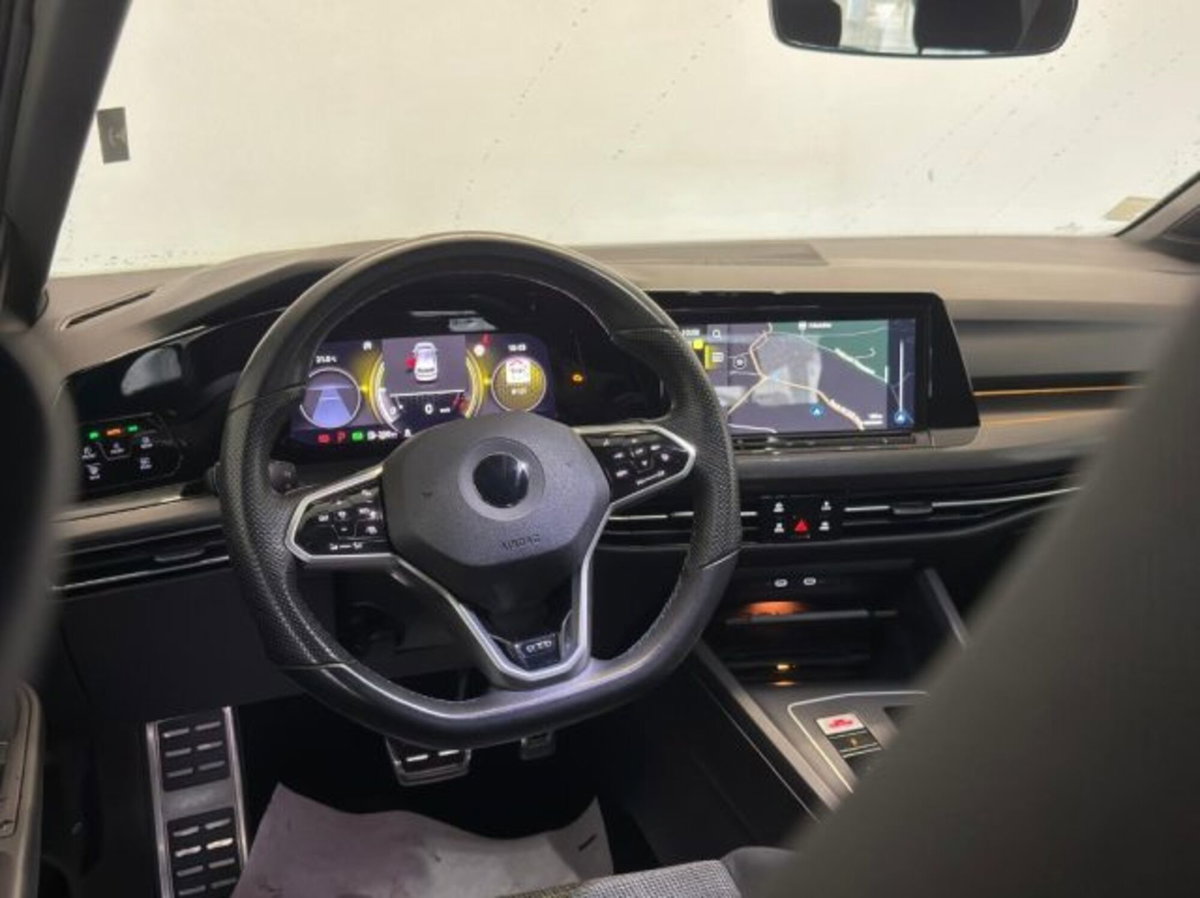 Volkswagen Golf 2.0 TDI GTD DSG (9)