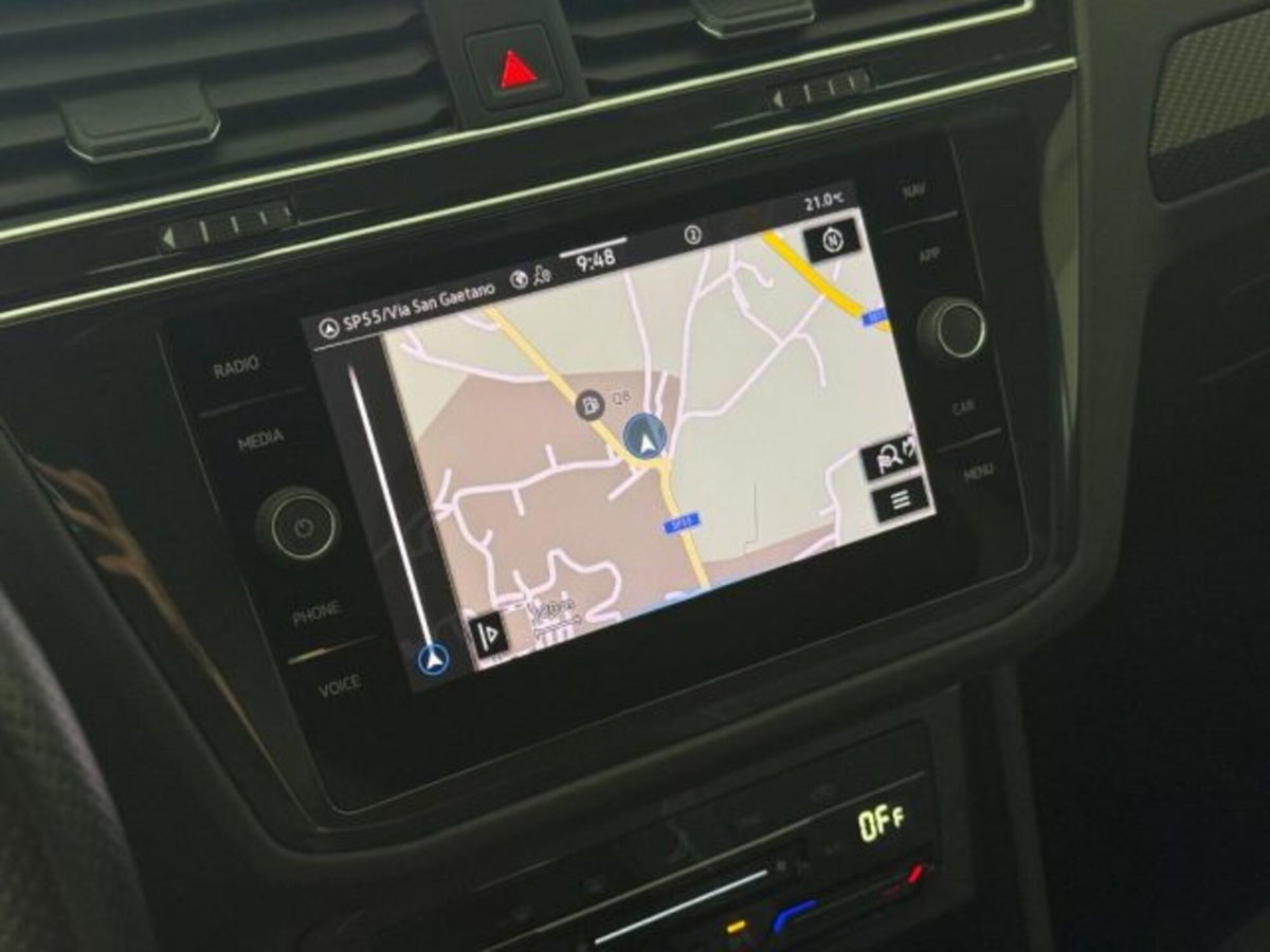 Volkswagen Tiguan 1.5 TSI 150 CV DSG ACT R-Line (11)