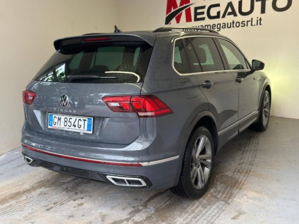 Volkswagen Tiguan 1.5 TSI 150 CV DSG ACT R-Line (5)