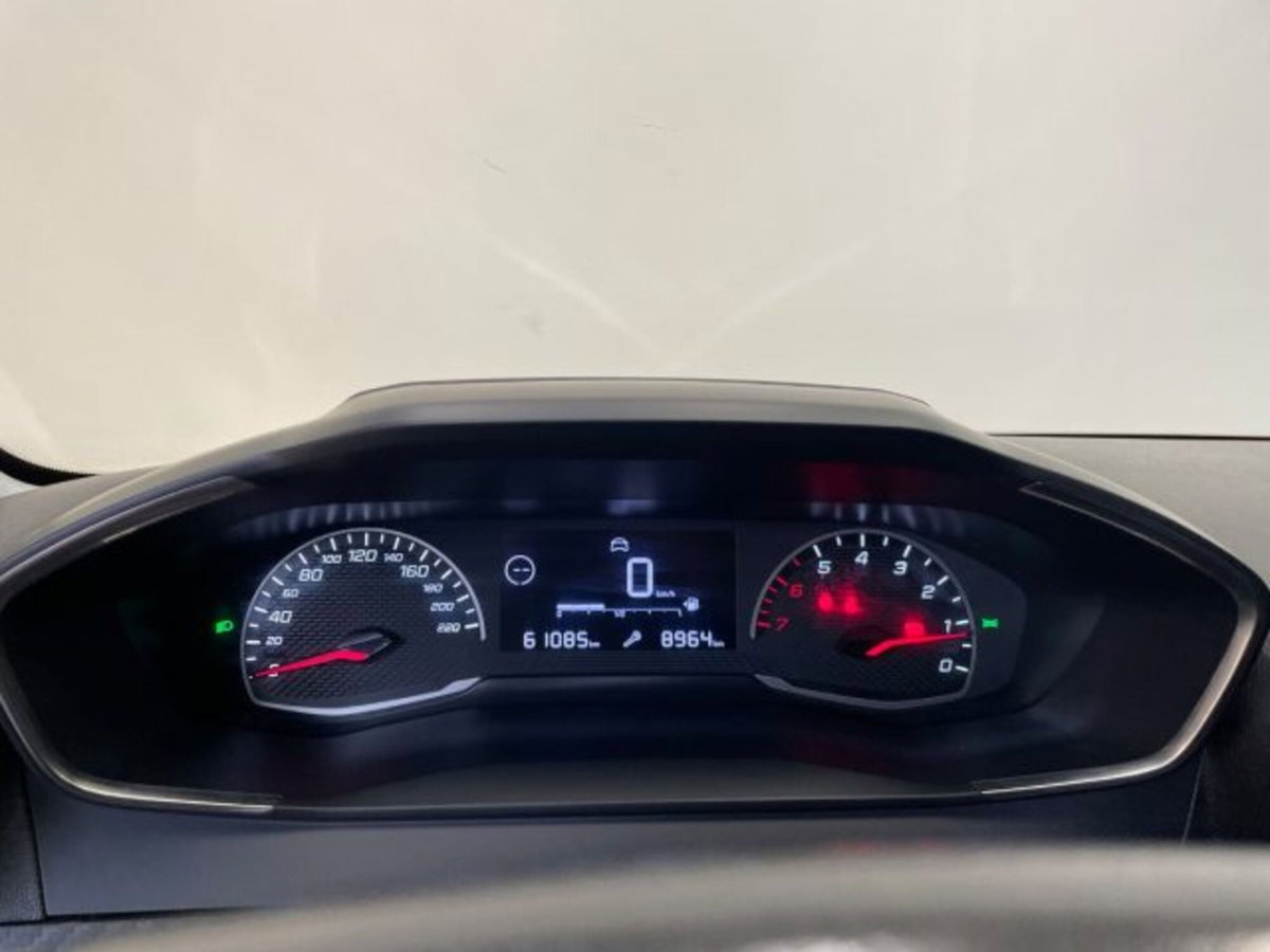 Peugeot 208 1.2 puretech Active s&s 75cv (5)