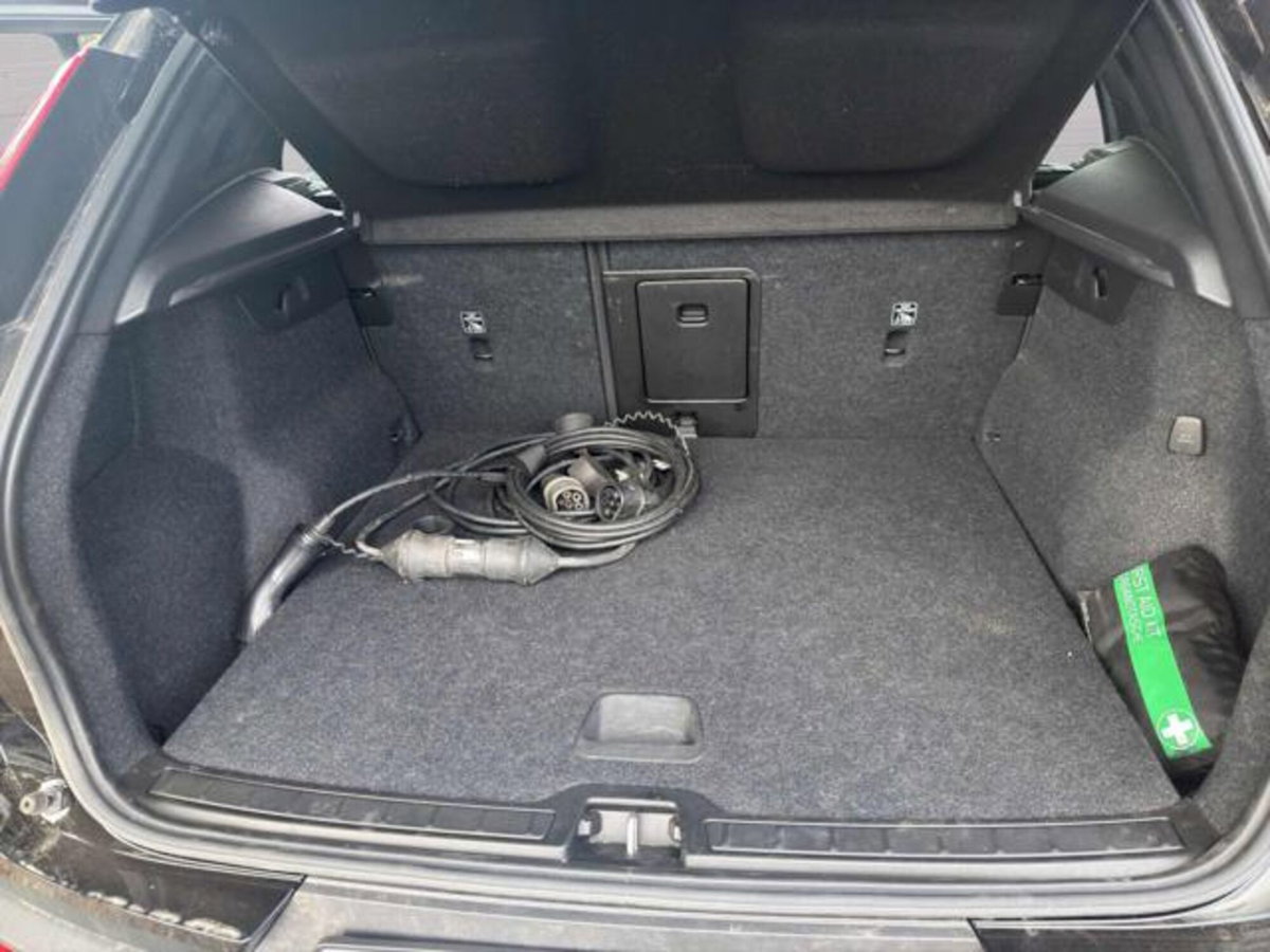 Volvo XC40 T4 Recharge Plug-in Hybrid Inscription Expression (12)