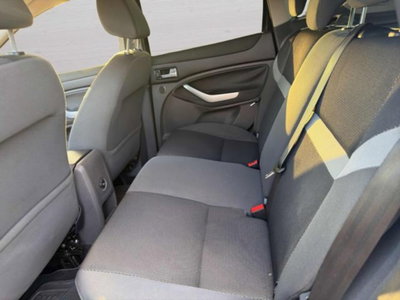 Ford Kuga 2.0 TDCi 140 CV 2WD DPF (10)