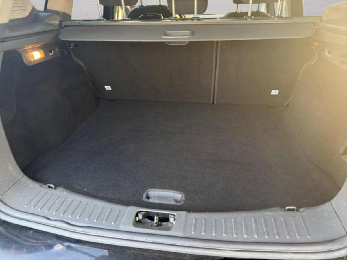 Ford Kuga 2.0 TDCi 140 CV 2WD DPF (12)