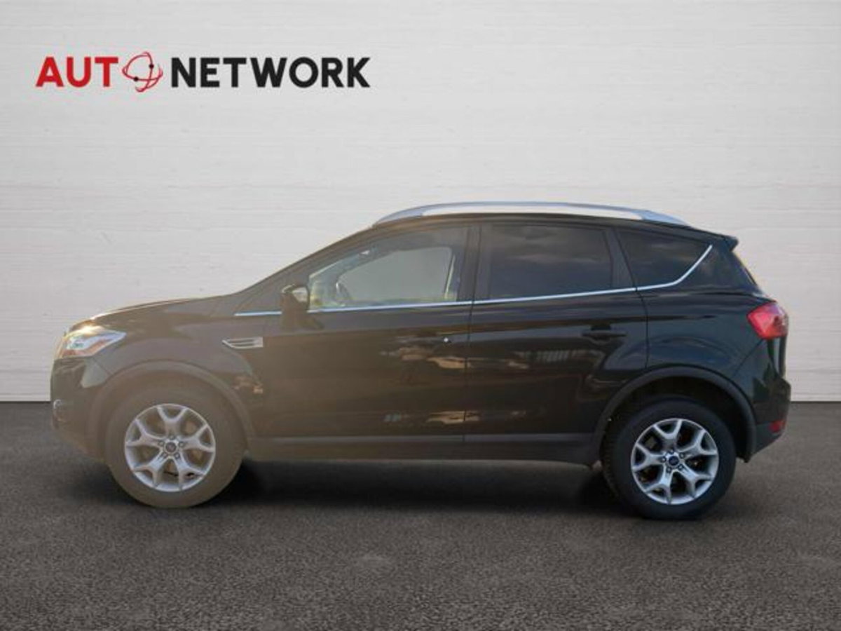 Ford Kuga 2.0 TDCi 140 CV 2WD DPF (7)