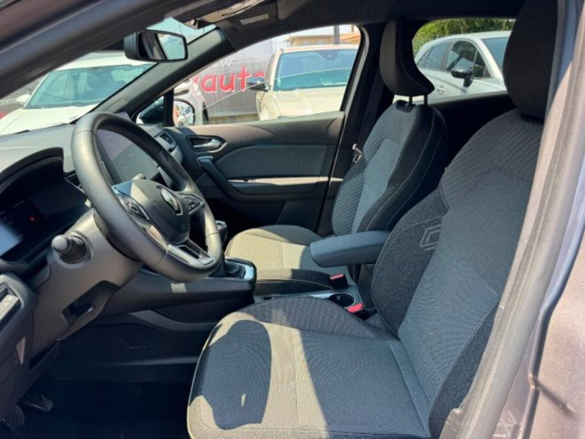 Renault Captur TCe 90 CV Techno (10)