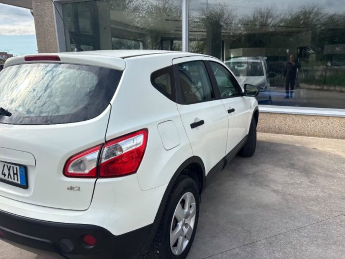 Nissan Qashqai 1.5 dCi DPF Acenta (5)
