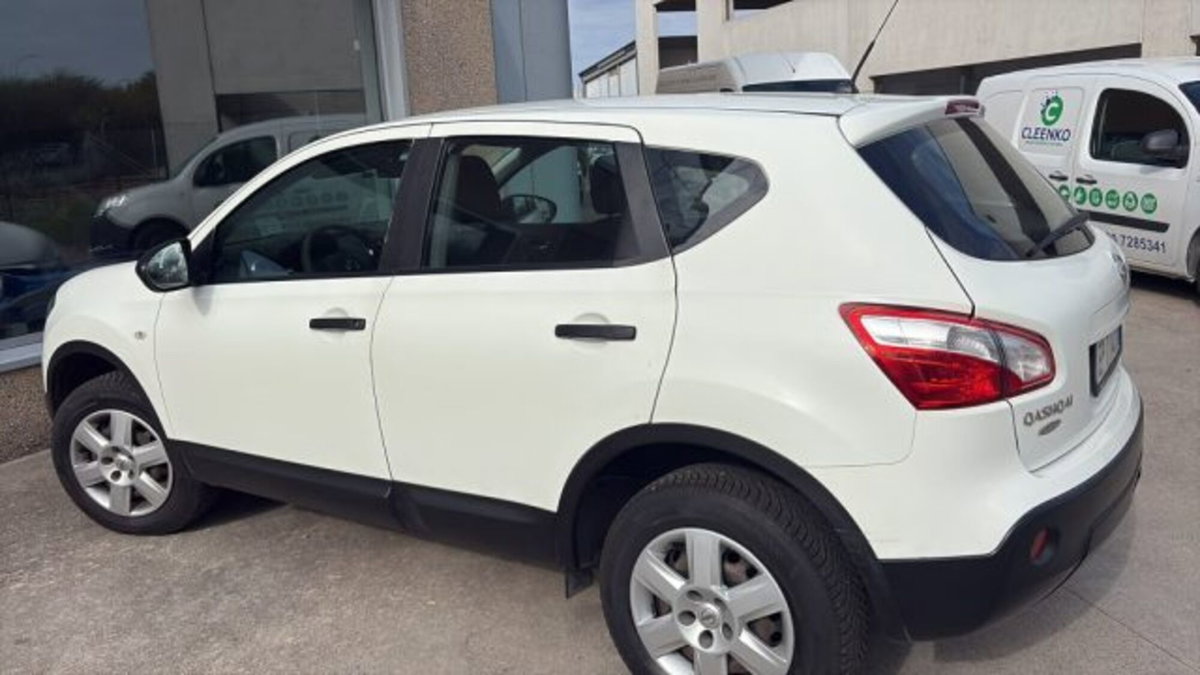 Nissan Qashqai 1.5 dCi DPF Acenta (9)