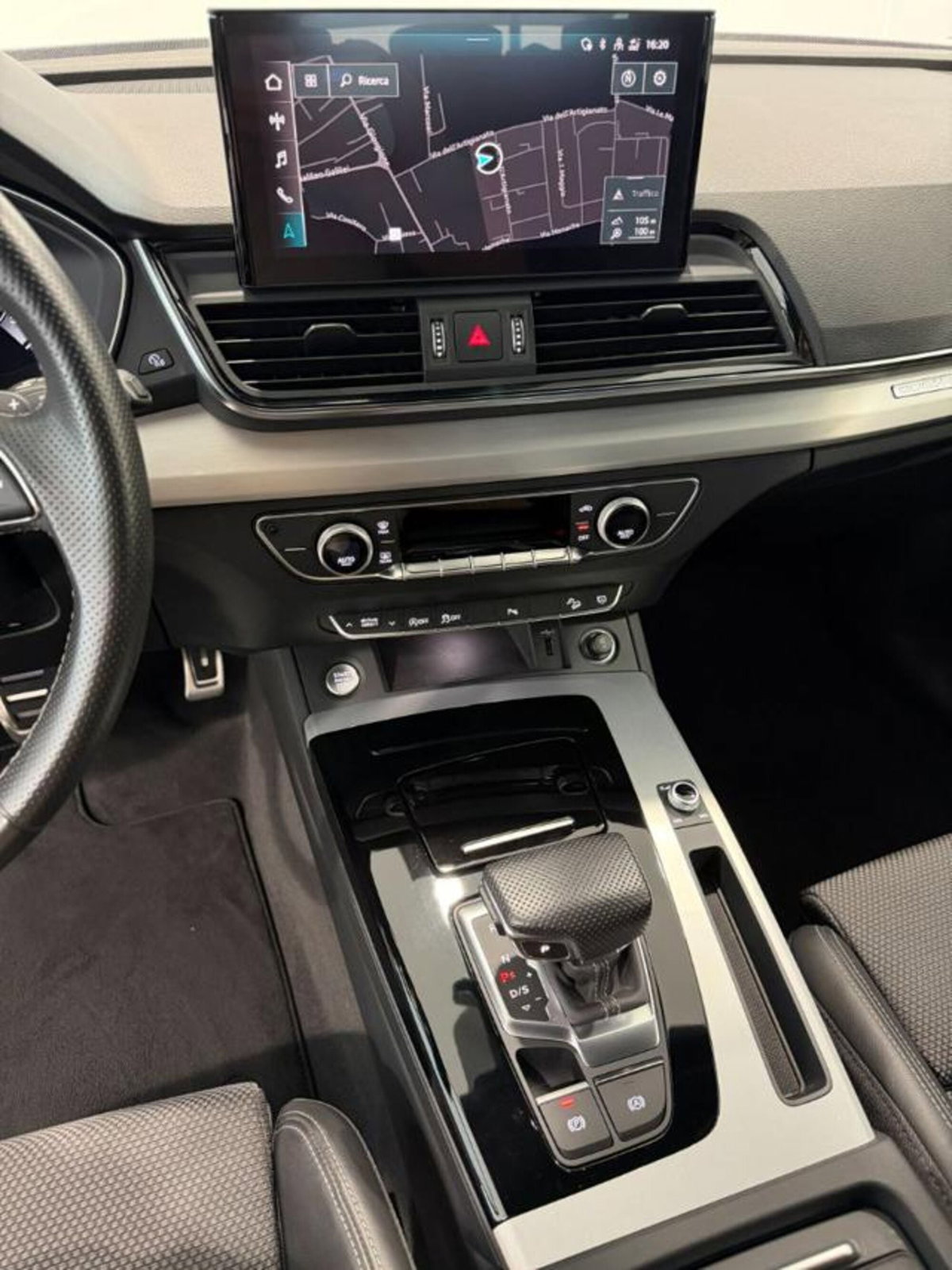 Audi Q5 40 TDI 204 CV quattro S tronic S line plus (11)