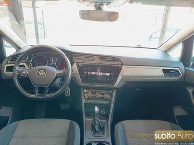 Volkswagen Touran 1.6 TDI 115 CV SCR DSG Executive BlueMotion Tech. (15)