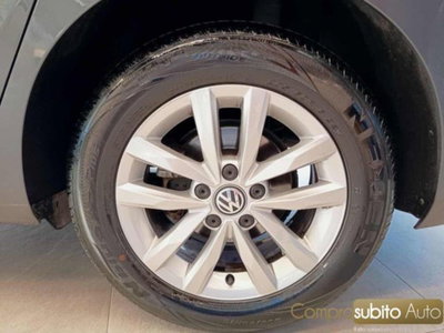 Volkswagen Touran 1.6 TDI 115 CV SCR DSG Executive BlueMotion Tech. (19)