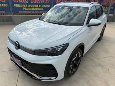 Volkswagen Tiguan 2.0 tdi R-Line 150cv dsg (3)