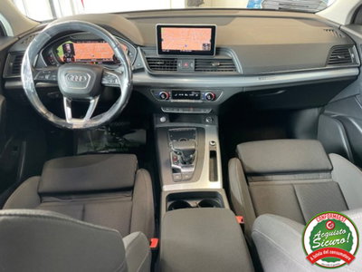 Audi Q5 40 TDI quattro S tronic Business Sport (11)