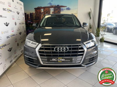 Audi Q5 40 TDI quattro S tronic Business Sport (2)