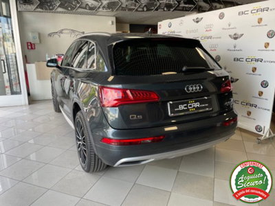 Audi Q5 40 TDI quattro S tronic Business Sport (6)