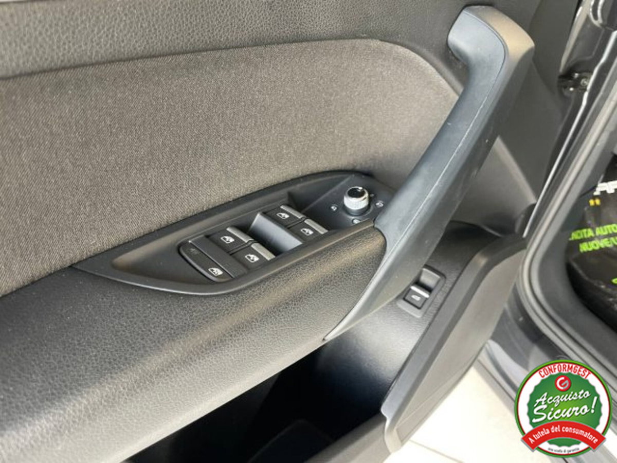 Audi Q5 40 TDI quattro S tronic Business Sport (9)