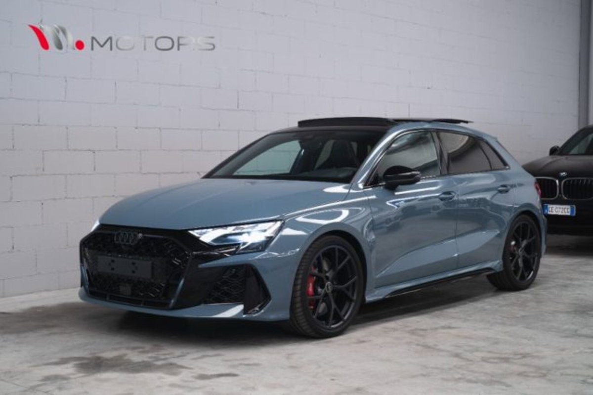 Audi RS 3 Sportback 2.5 tfsi quattro s-tronic (2)