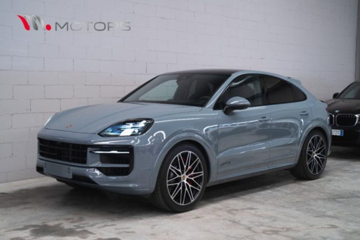 Porsche Cayenne 4.0 GTS tiptronic (2)