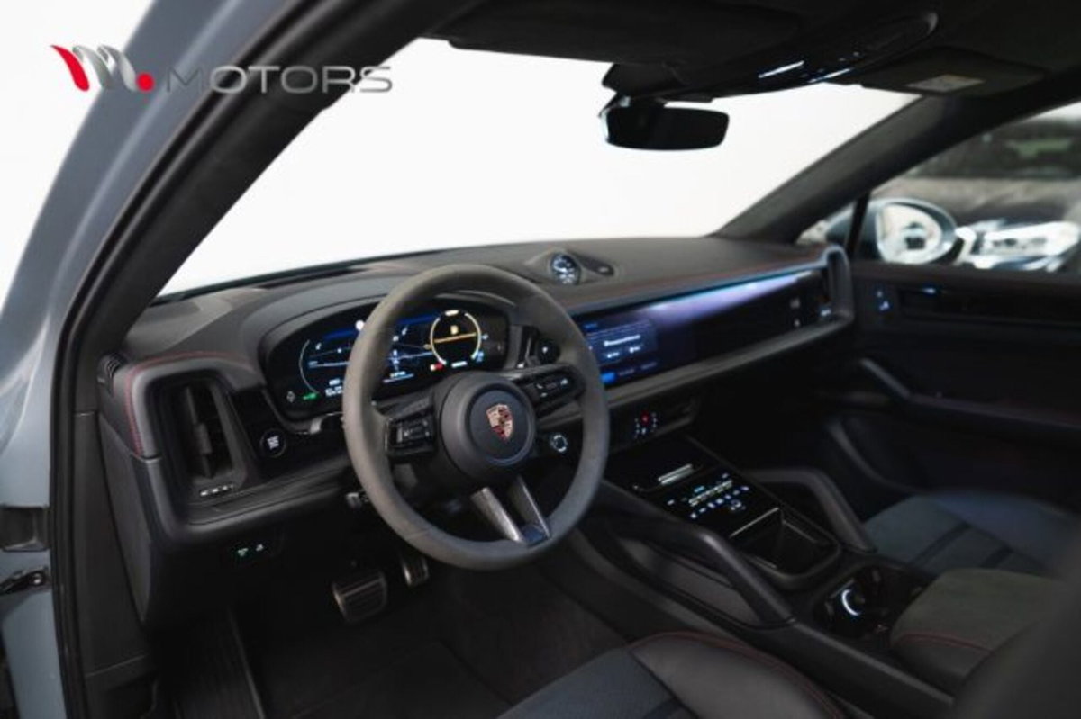 Porsche Cayenne 4.0 GTS tiptronic (7)