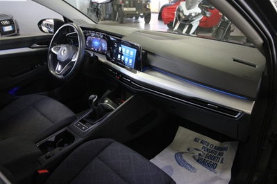 Volkswagen Golf Variant 2.0 TDI SCR DSG Life (10)