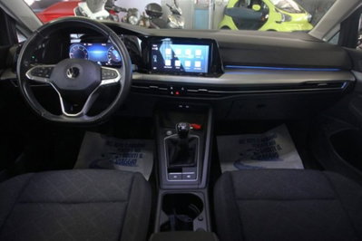 Volkswagen Golf Variant 2.0 TDI SCR DSG Life (11)