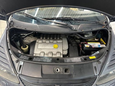 Renault Avantime V6 24V Privilège (7)