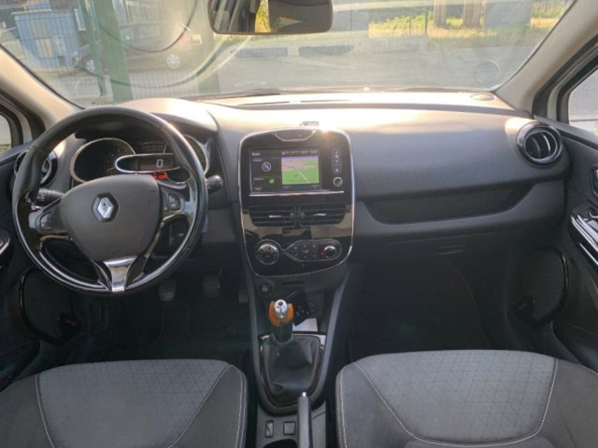 Renault Clio Sporter 1.5 dCi 8V 90CV EDC Energy (12)