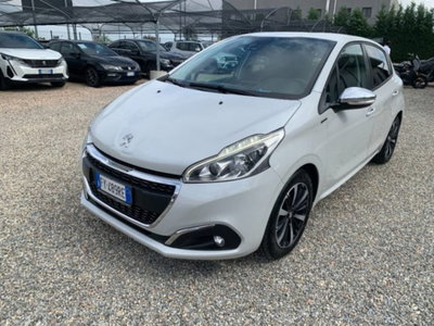 Peugeot 208 82 Stop&Start 5 porte Signature usata