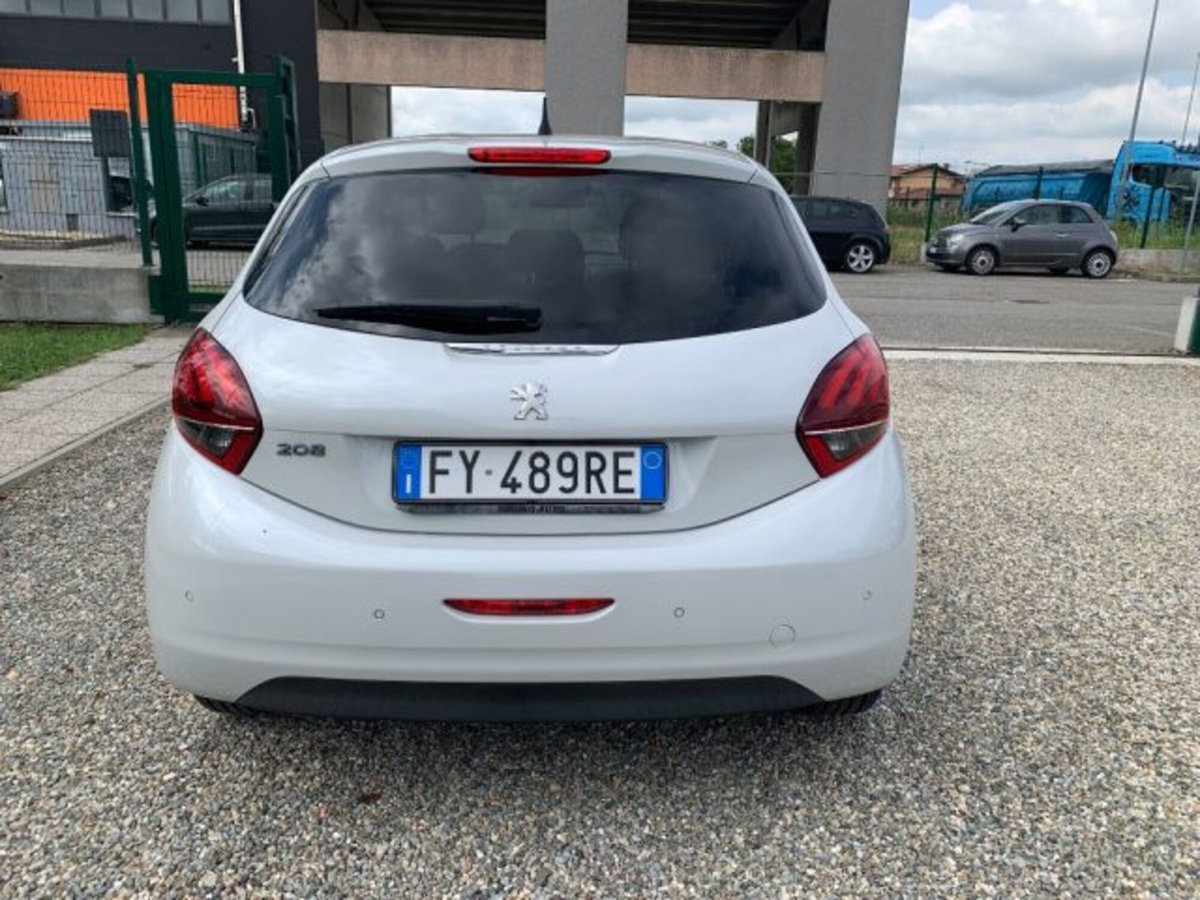 Peugeot 208 82 Stop&Start 5 porte Signature (6)