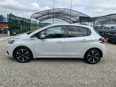 Peugeot 208 82 Stop&Start 5 porte Signature (8)
