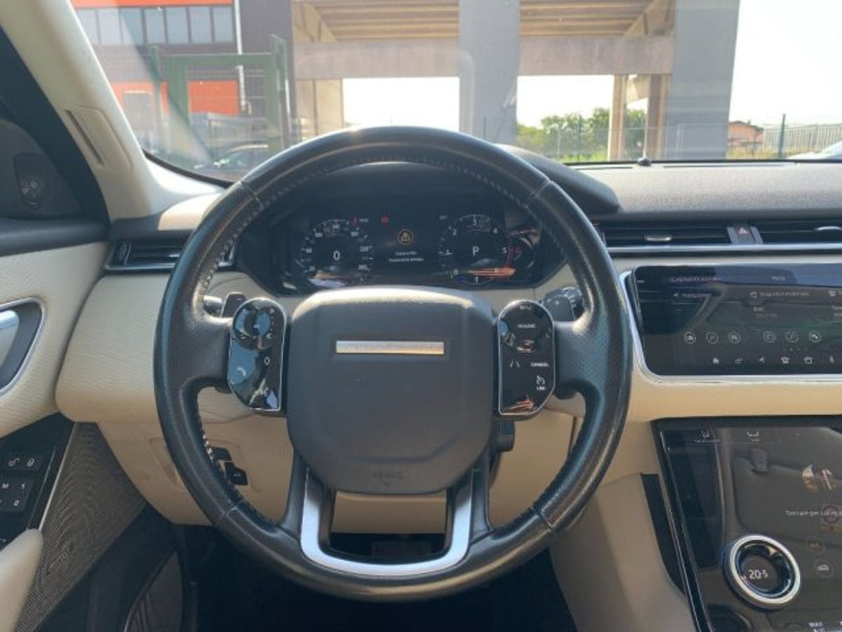 Land Rover Range Rover Velar 3.0 V6 SD6 300 CV First Edition (12)