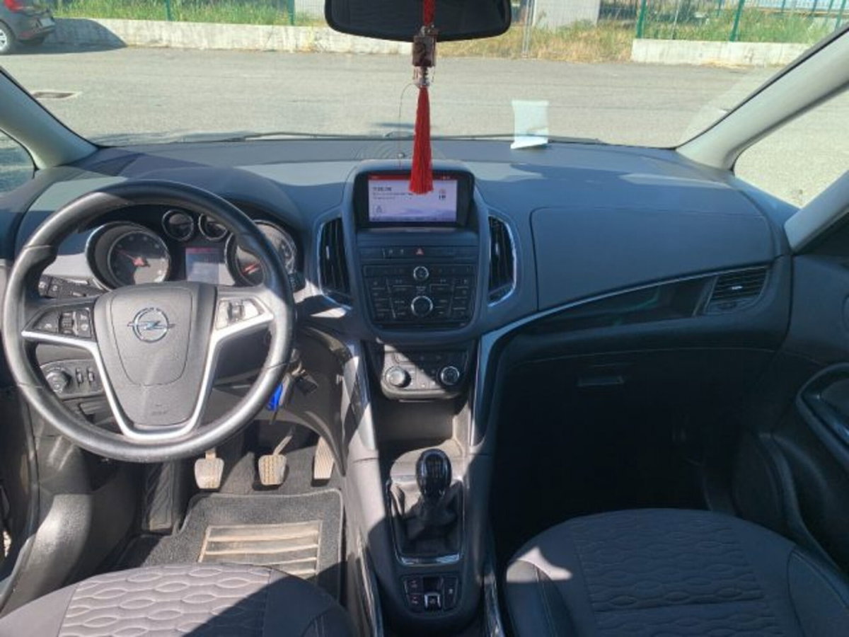 Opel Zafira Tourer 1.6 CDTi 136CV Start&Stop Cosmo (12)