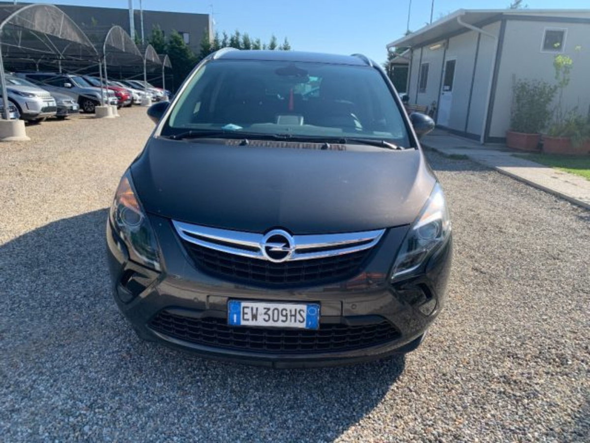 Opel Zafira Tourer 1.6 CDTi 136CV Start&Stop Cosmo (2)