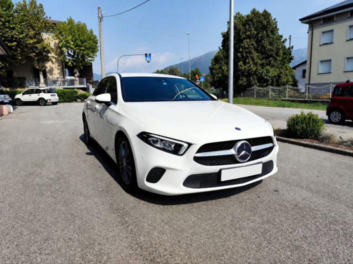 Mercedes-Benz Classe A Sedan 180 d Automatic 4p. Business (3)