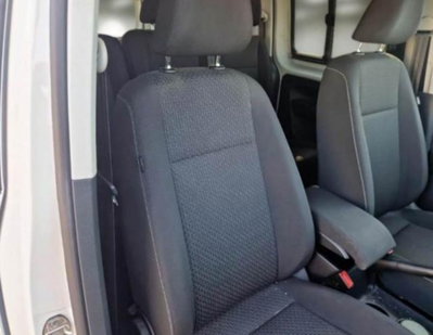 Volkswagen Caddy 2.0 TDI 102 CV Maxi (8)