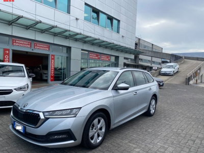 Skoda Octavia Station Wagon 2.0 TDI EVO SCR DSG Wagon Style (3)
