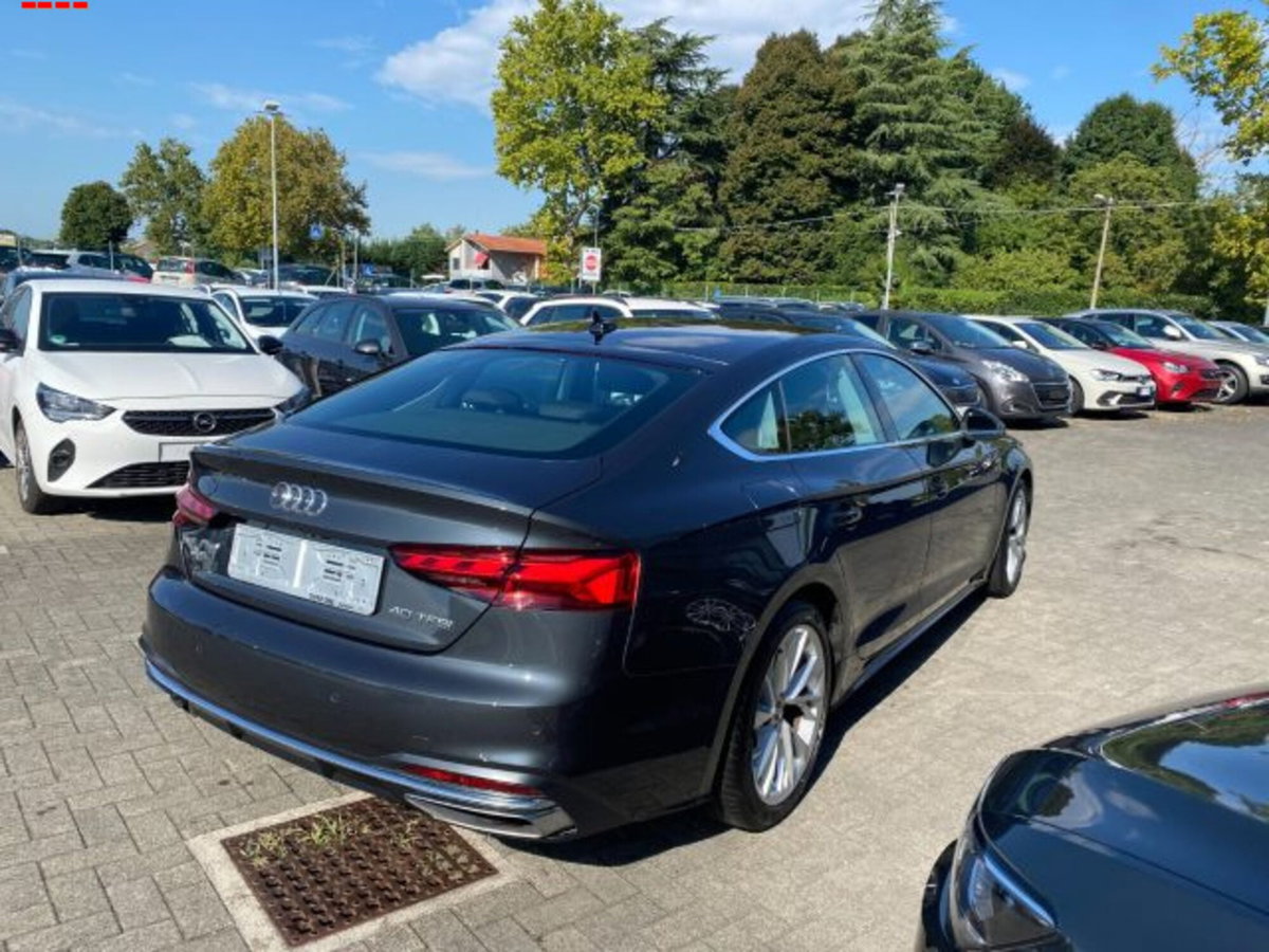 Audi A5 Sportback 40 TFSI S tronic (4)