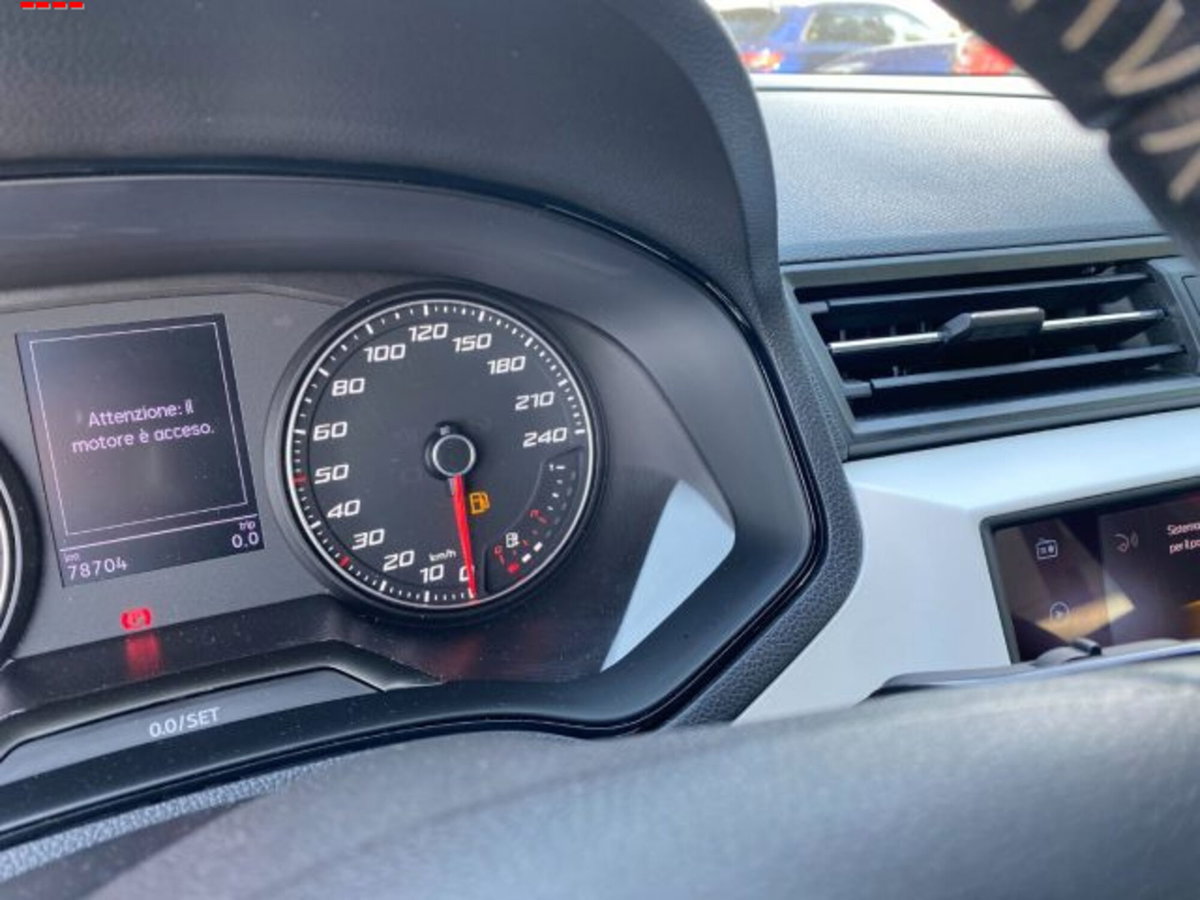 SEAT Arona 1.0 TGI XCELLENCE (10)