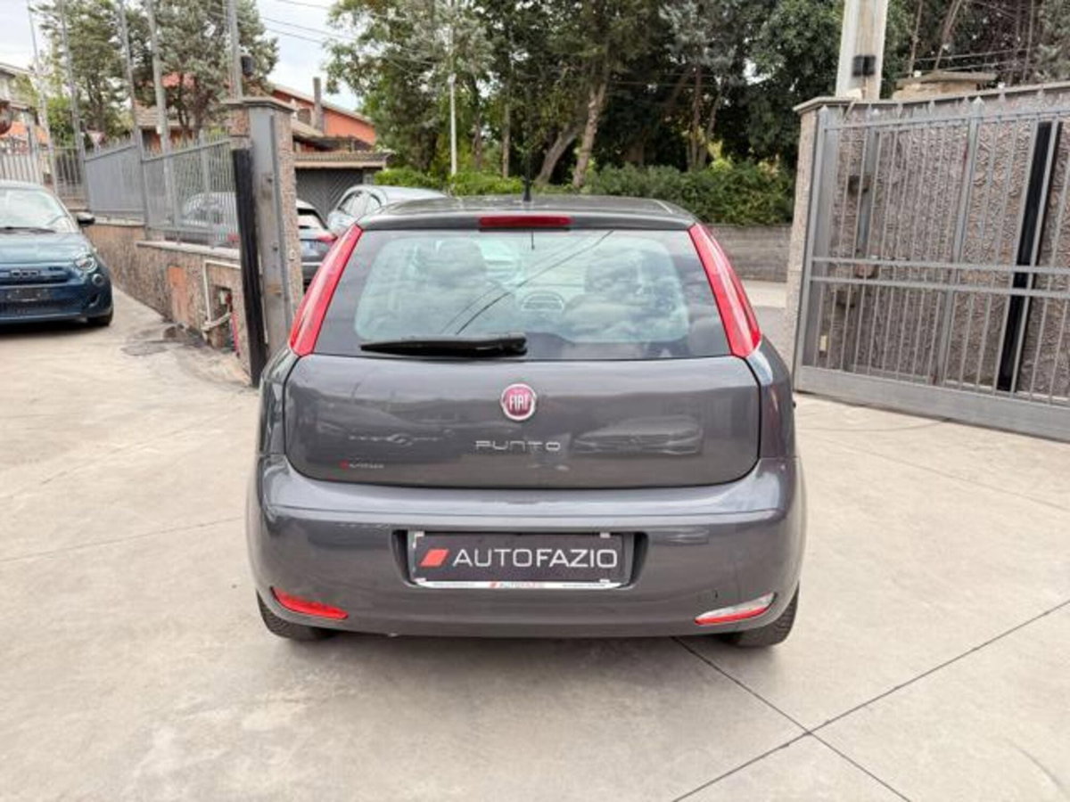 Fiat Punto 1.3 MJT II S&S 95 CV 5 porte Street (13)