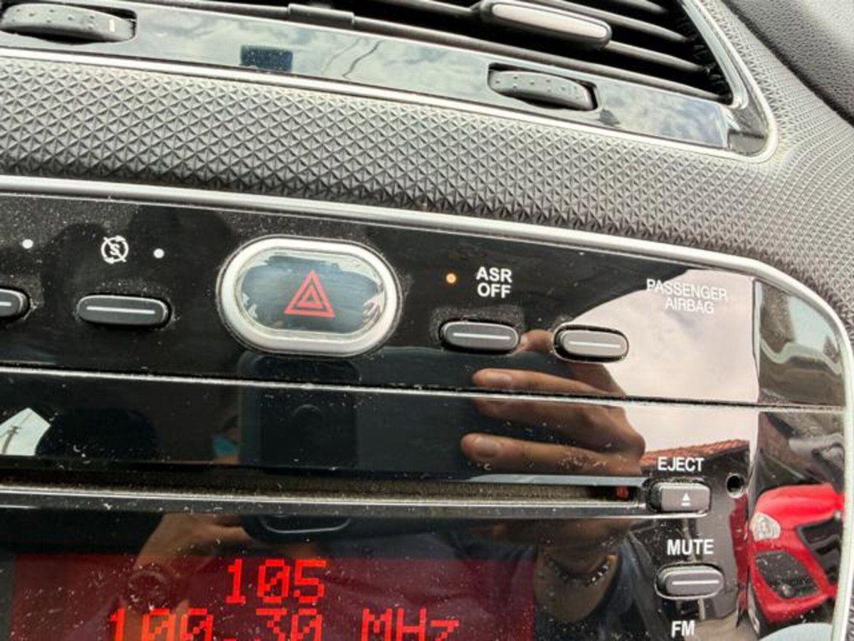 Fiat Punto 1.3 MJT II S&S 95 CV 5 porte Street (17)
