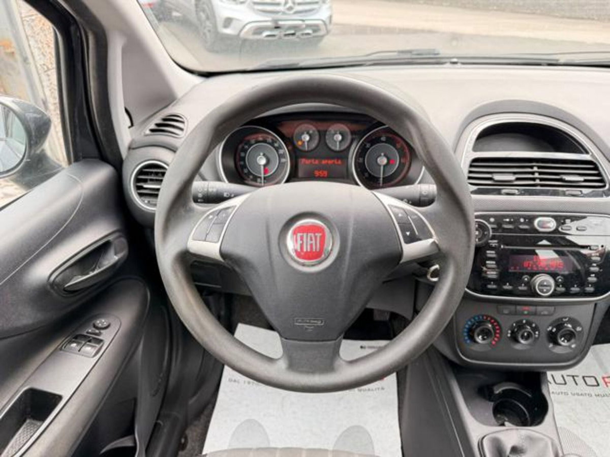 Fiat Punto 1.3 MJT II S&S 95 CV 5 porte Street (7)